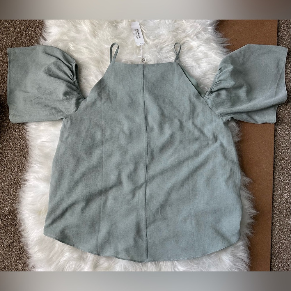 Cold shoulder mint green summer shirt in size M